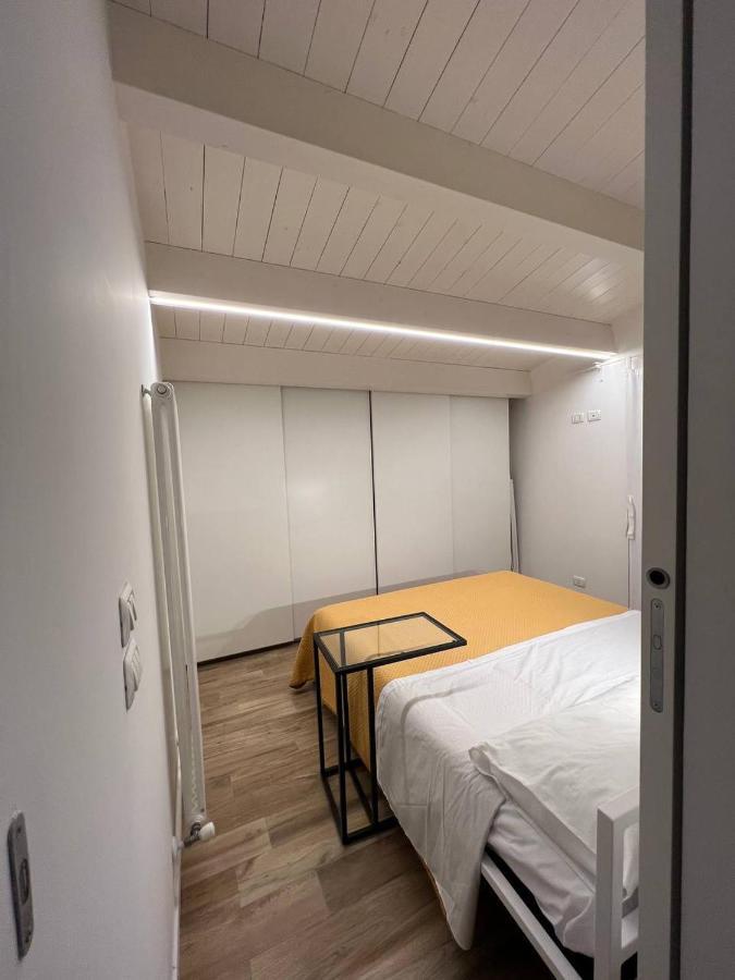 Casa Klimt Vicinissima Al Mare Parcheggio Privato Gratuito Se Disponibile Pescara Exterior foto